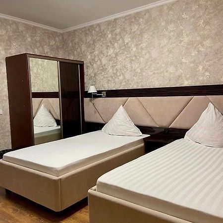 Diar Hotel Atirau Kültér fotó